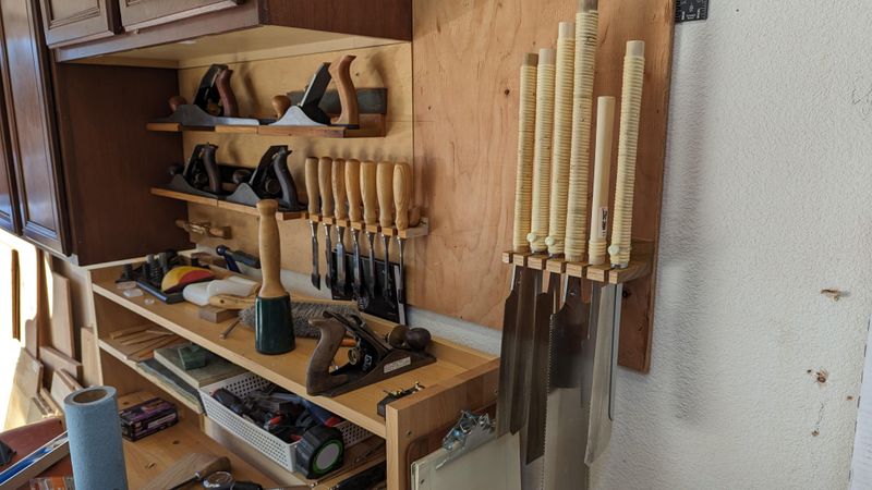 Hanging Tools with Bungee Cord System