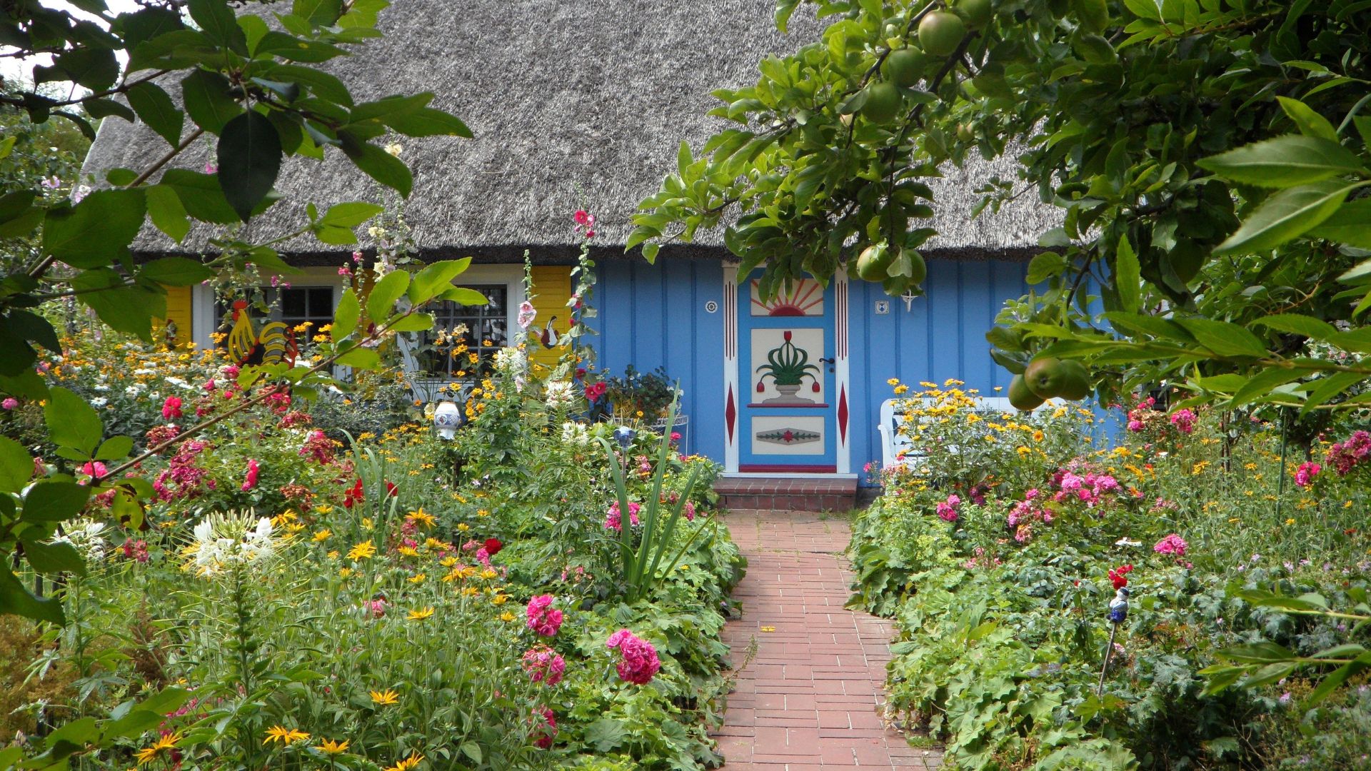 15 Garden Goal-Setting Tips That Lead To Bigger Harvests (And 3 That Set You Back)