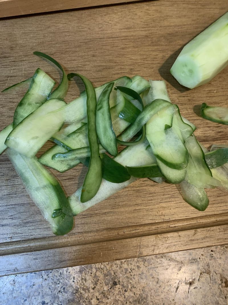 Cucumber Peels: Silica-Rich Plant Strengtheners