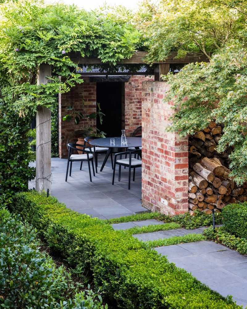 Permeable Brick Courtyard