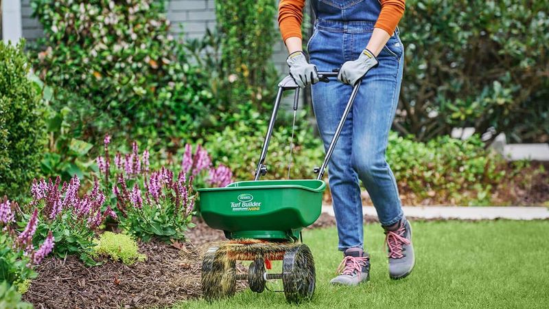 Use A Proper Spreader