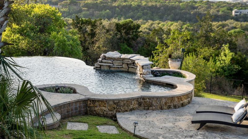 Hill Country Stone-Edge Deck