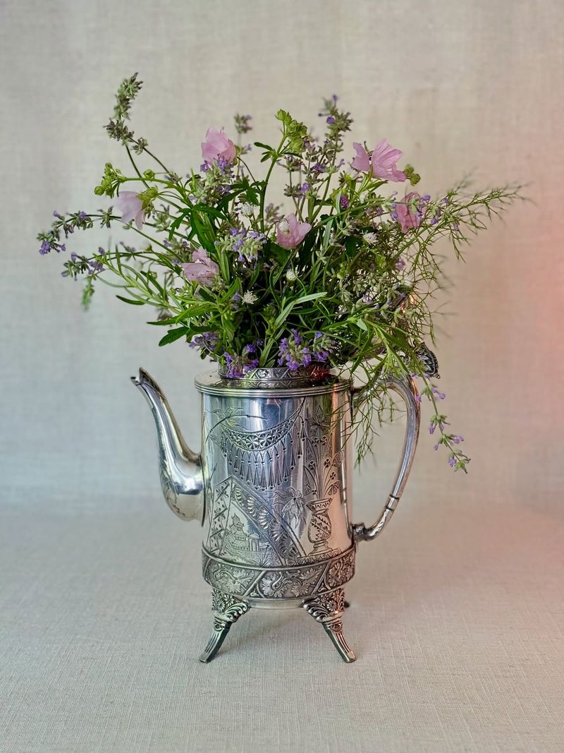 Vintage Teapot Herb Garden
