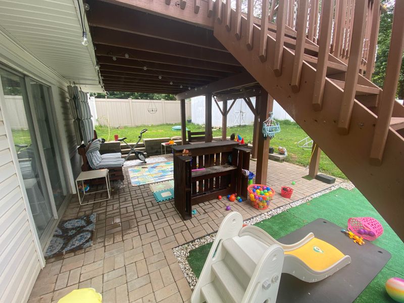Children's Play Space Under Protection
