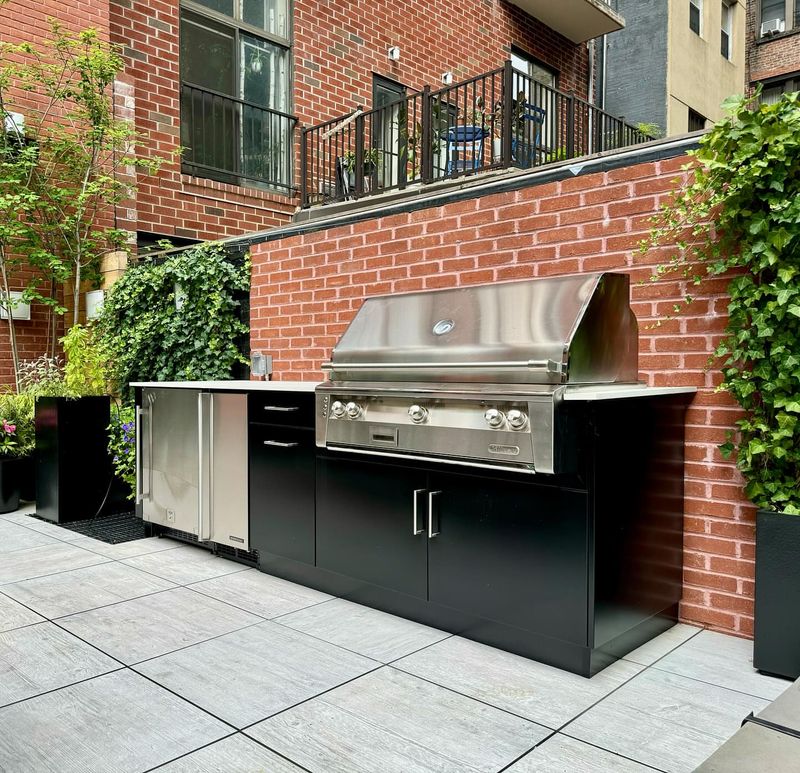 Outdoor Kitchen Nook