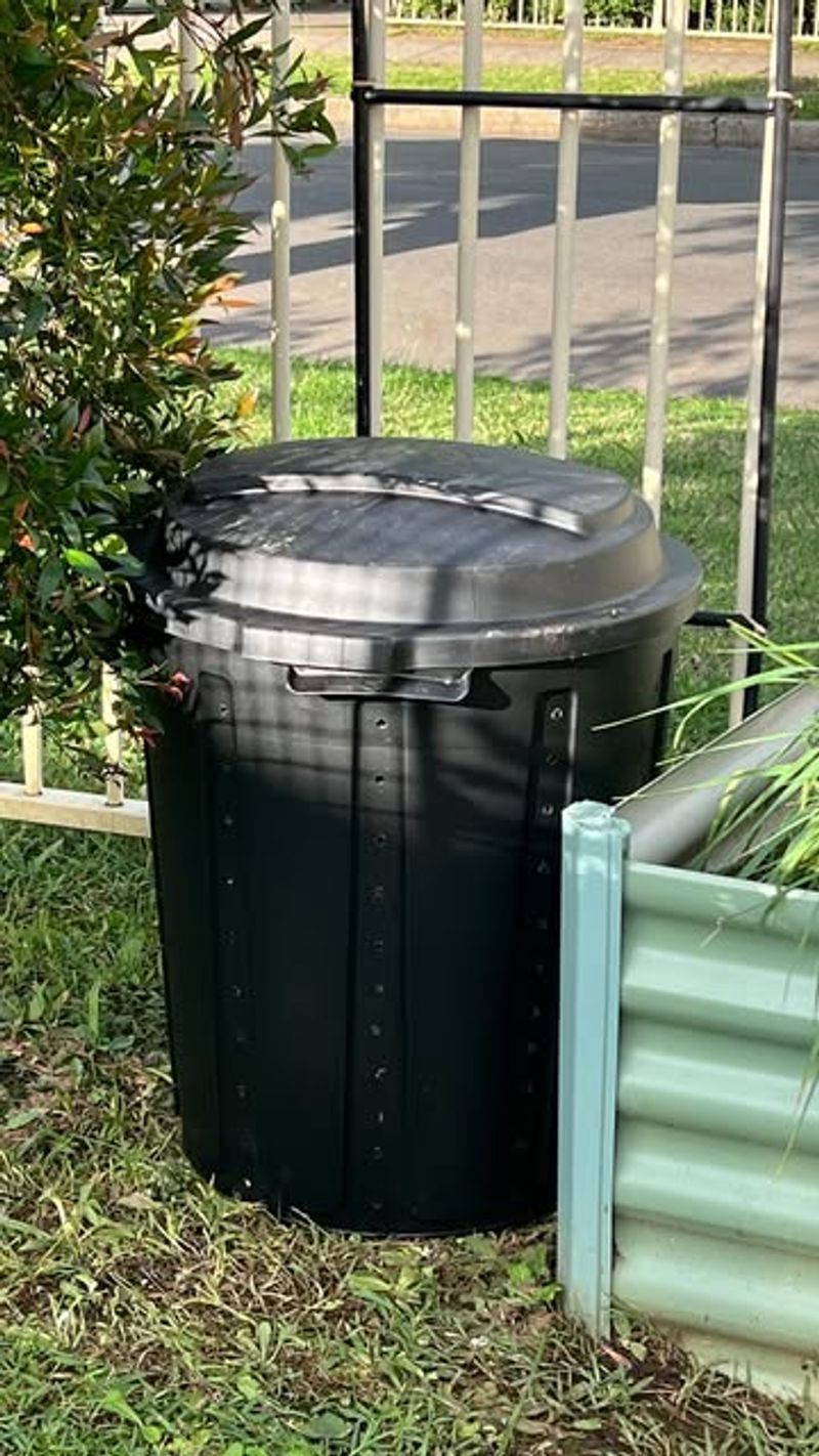 Build a Simple Compost Bin