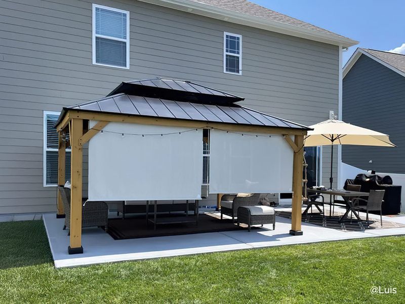 Sail Shade Privacy Screens