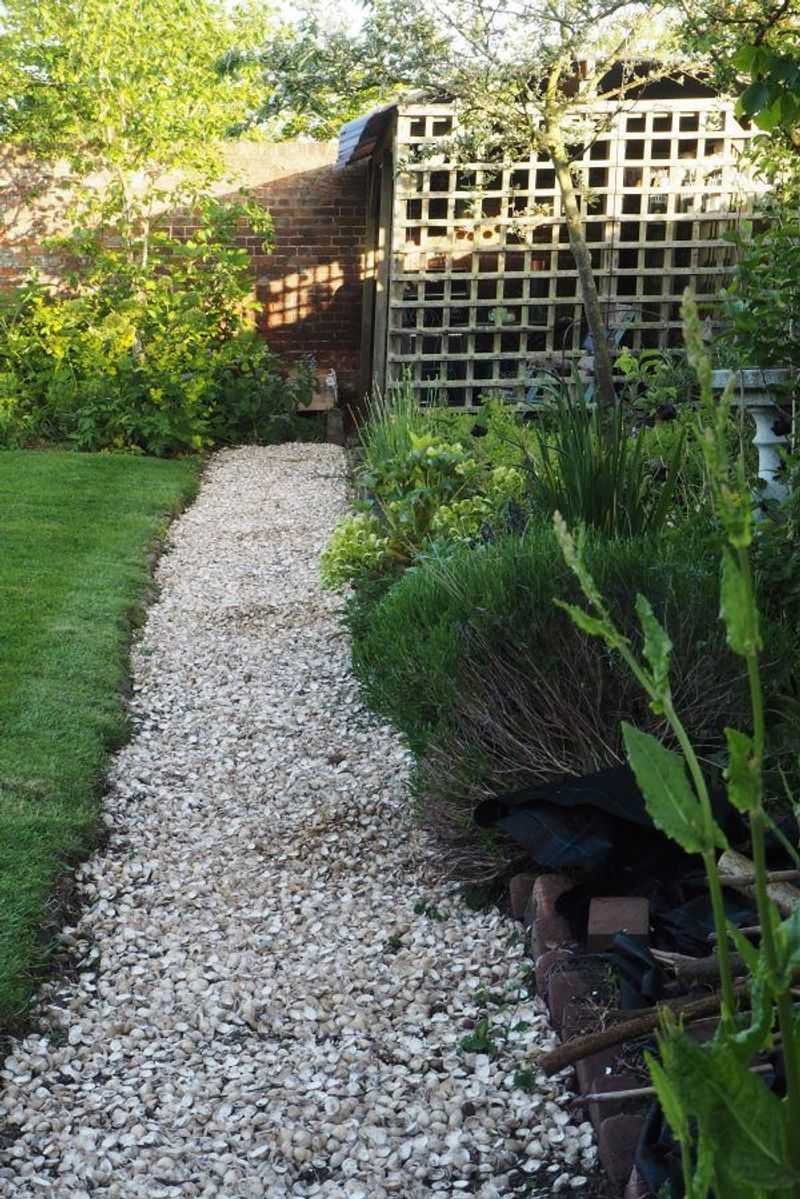 Crushed Shell Pathways
