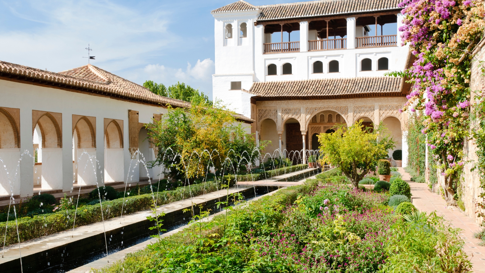 Tour The Reimagined Gardens Of Alhambra: A Moorish Paradise Restored