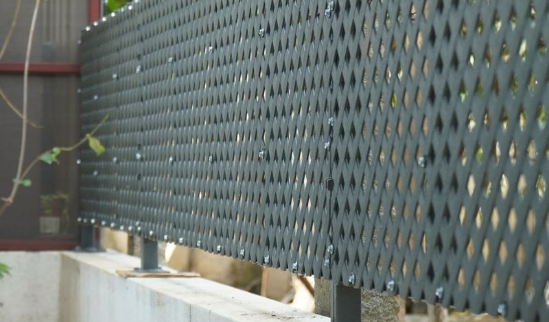 Lattice Panels With Artificial Vines