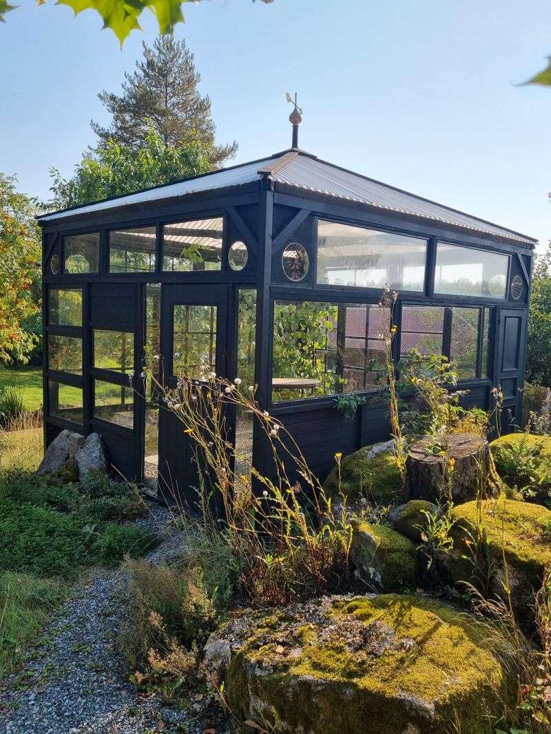 Glass Cube Meditation
