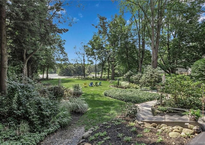 Aurora's Heritage Garden Sanctuary