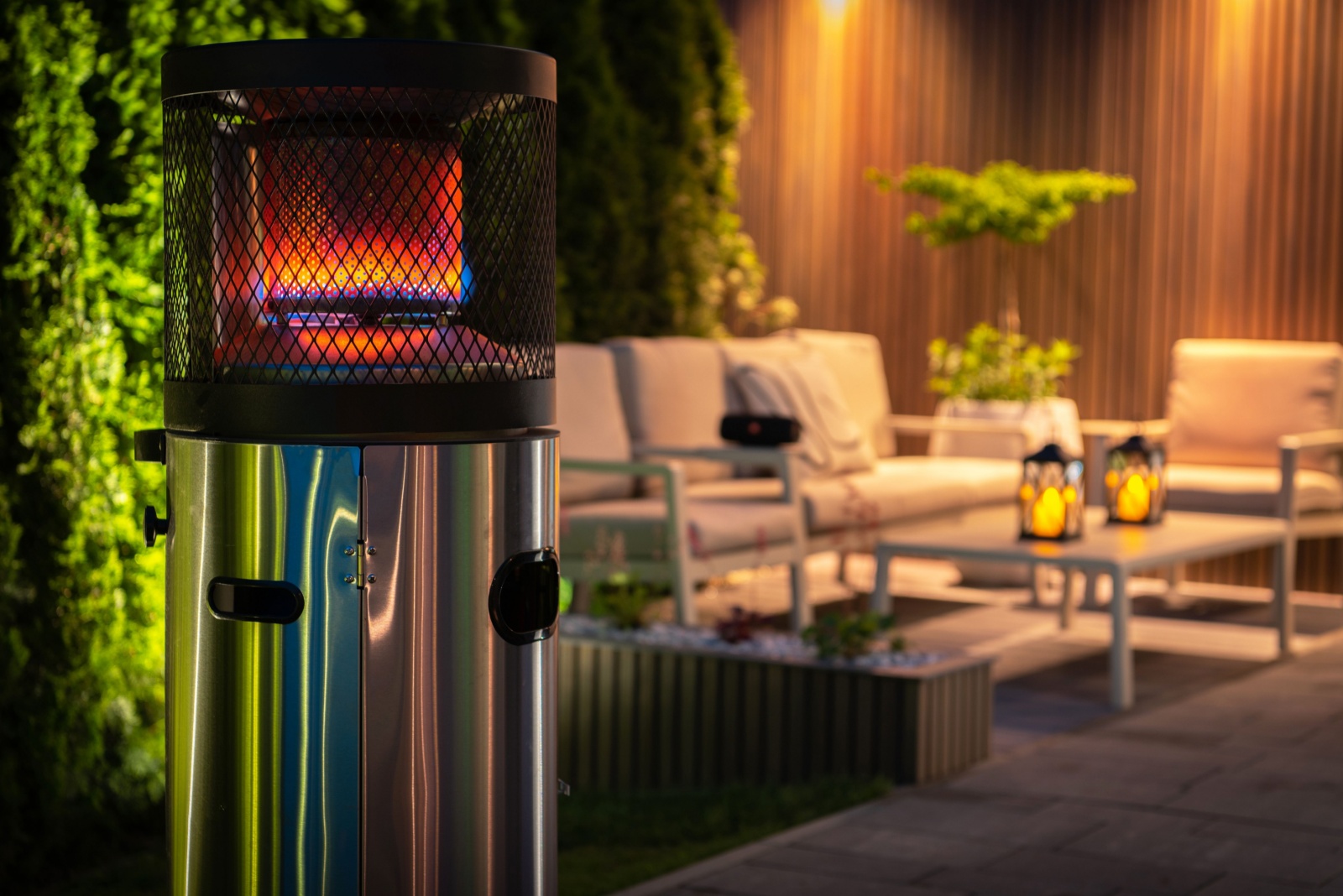 DIY Outdoor Heaters For Chilly Evenings In Colorado