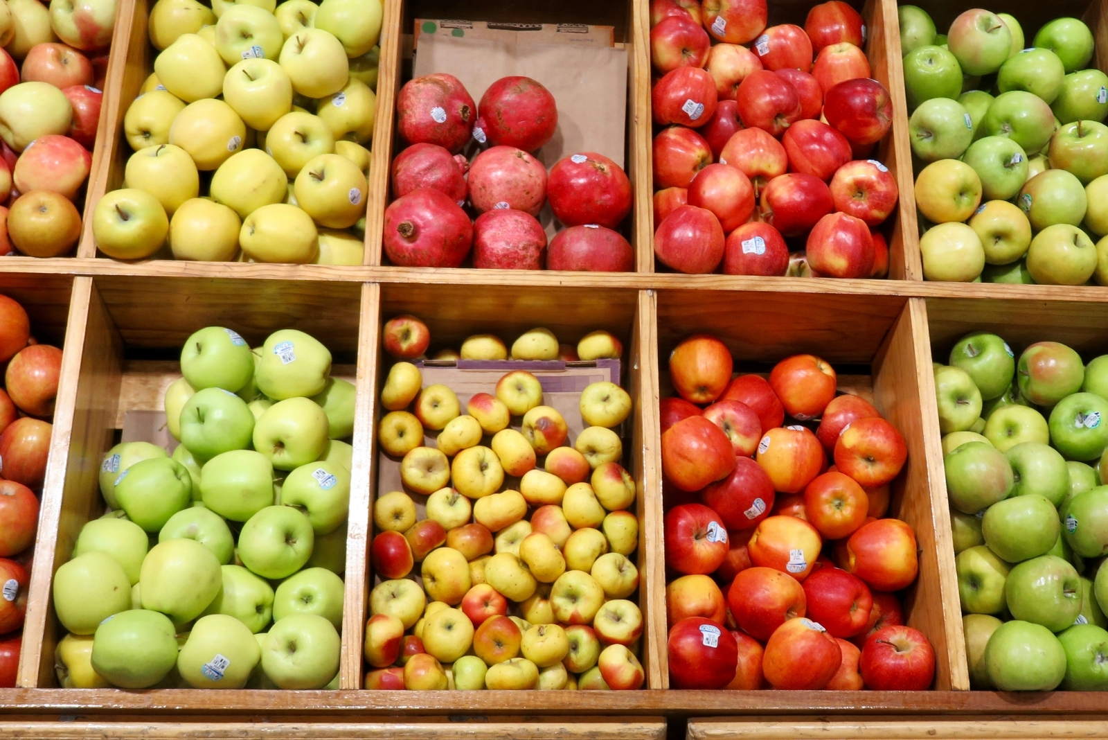 Detroit Eastern Market Bursts With Midwest Gardening Bounty