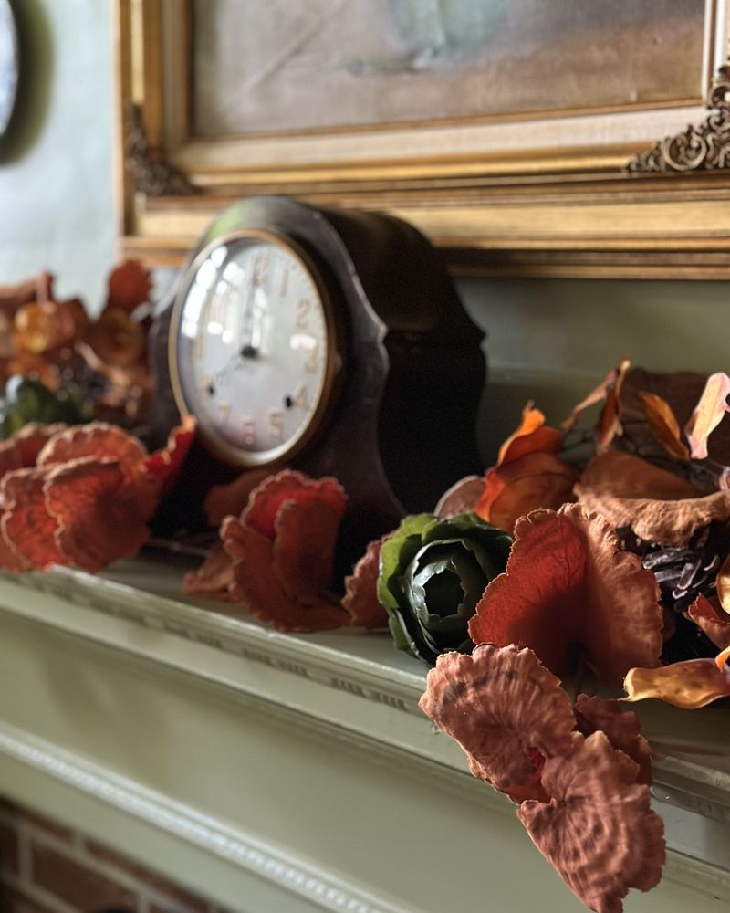 Maple Leaf Garland For Mantels