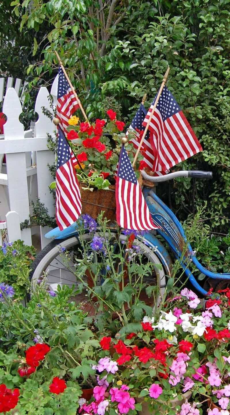 Patriotic Garden Ornaments