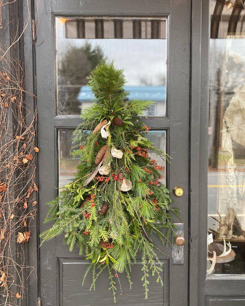 Seasonal Door Swag