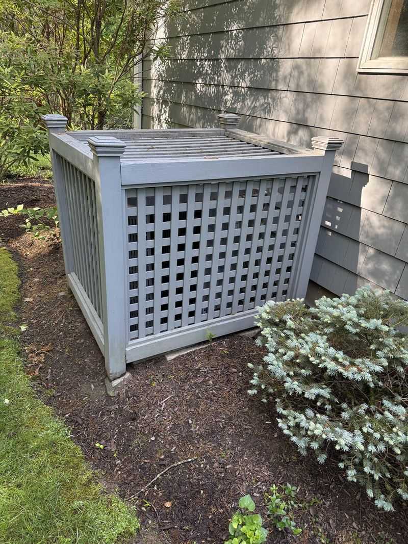 Paint A Custom Lattice Fence