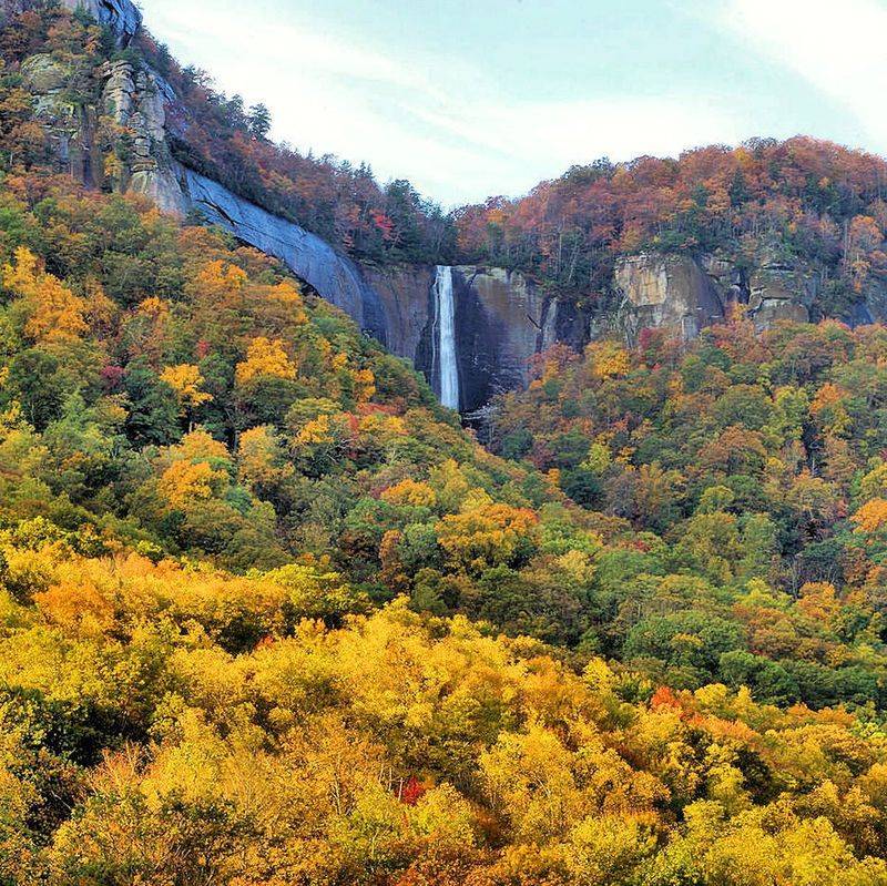 Chimney Rock's Dramatic Vistas