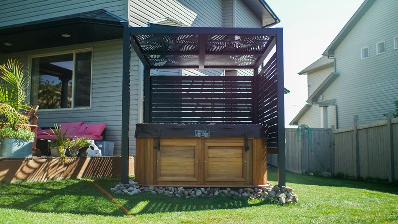 Lattice Screen Equipment Hideaway