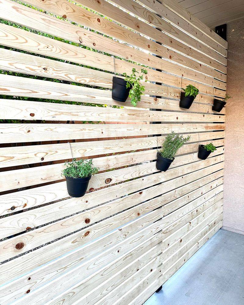 Wooden Slat Corner Retreat