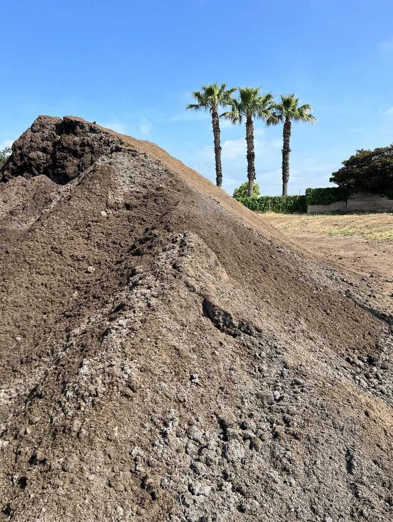 Open Compost Piles Under Scrutiny
