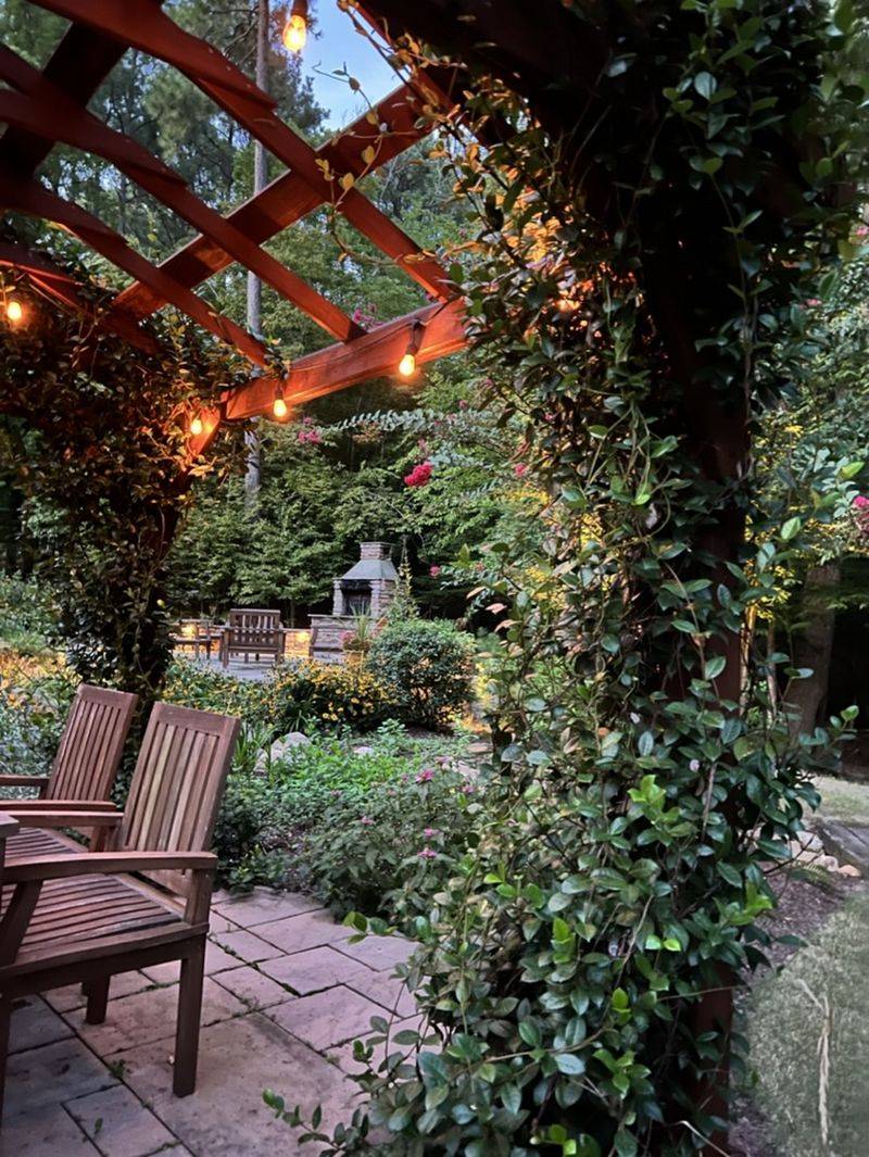 Jasmine-Scented Evening Retreats