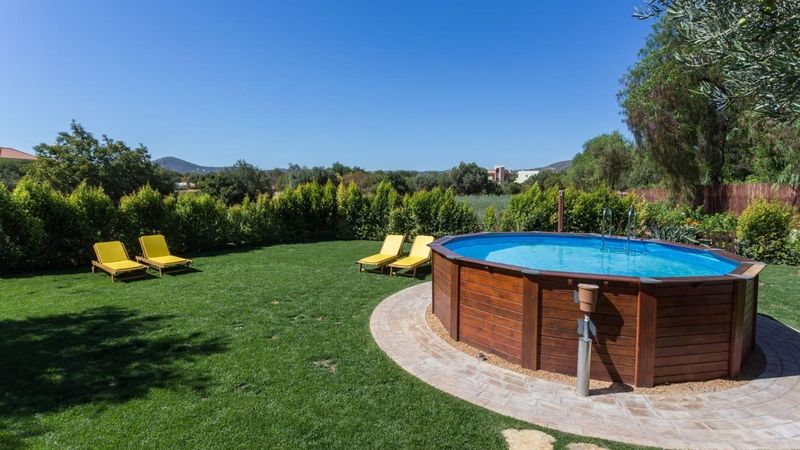 Above-Ground Pools Making A Splash