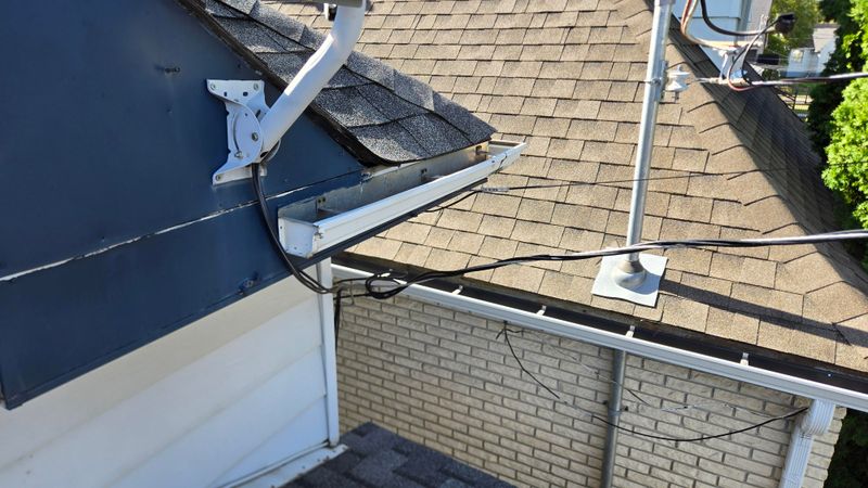 Professional Gutter Cleaning Services