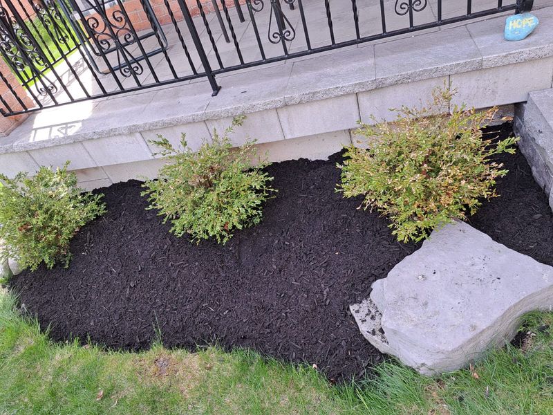 Refresh Mulch Layers