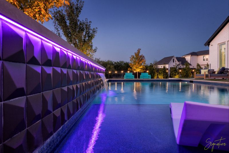 Color-Changing Accent Walls