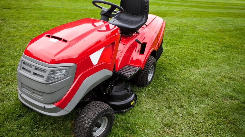Match Mower Type To Your Yard Size