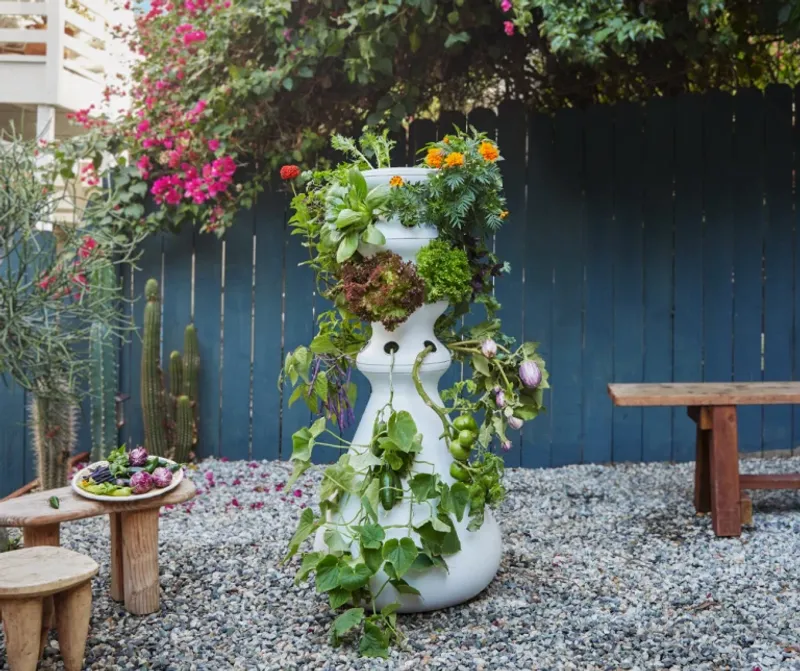 Vertical Hydroponic Systems