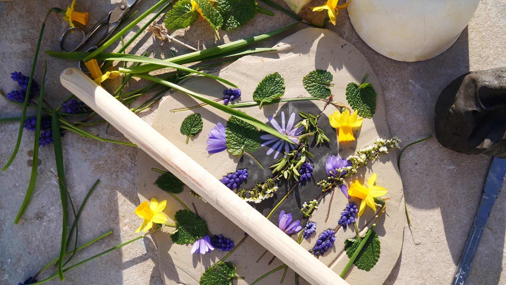 Ways Philadelphia Homeowners Could Use Foraged Bouquets For Eco-Chic Decor