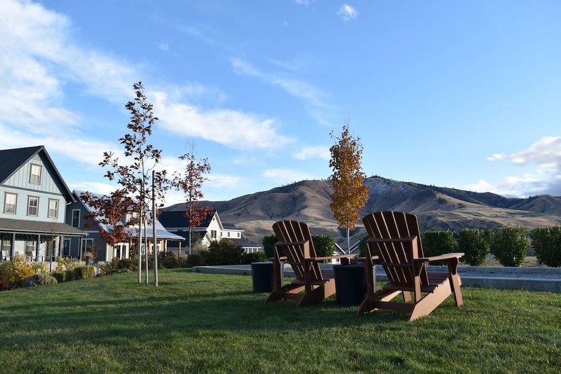 Chelan's Lakeside Fruit Paradise