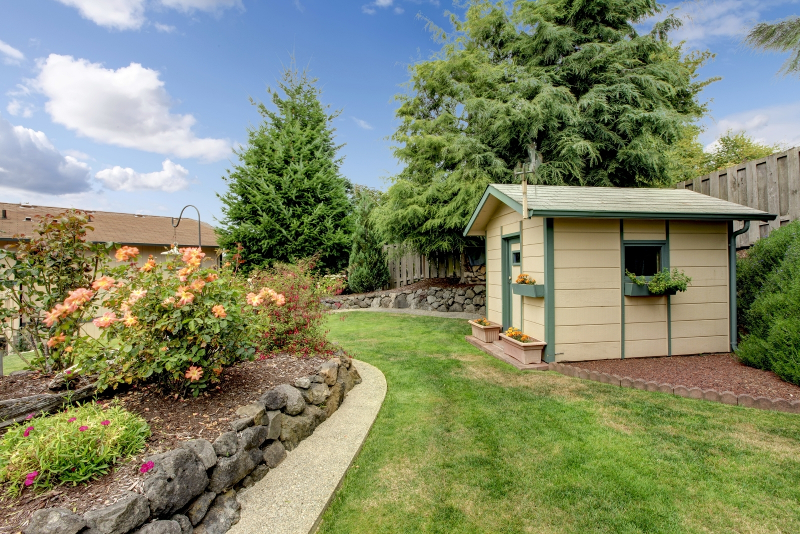 11 Inspiring Garden Shed Ideas For Indiana Homeowners