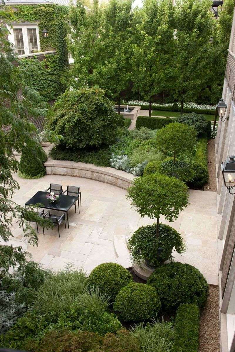 The Grand Entrance Plaza