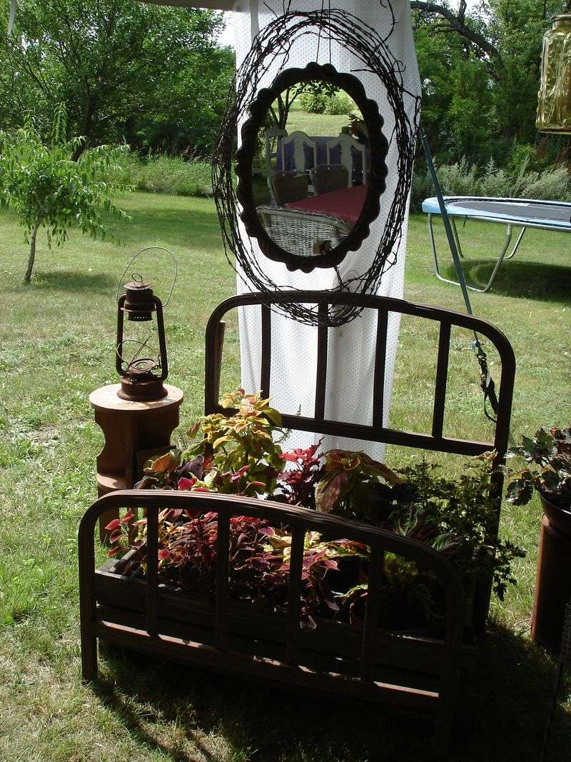 Headboard Herb Garden Wall