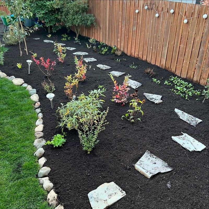 Mulch Garden Beds