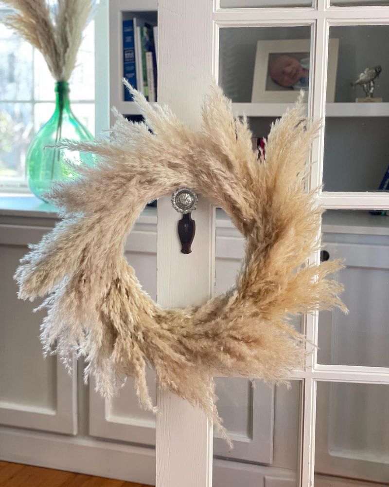 Window Frame Grass Wreaths