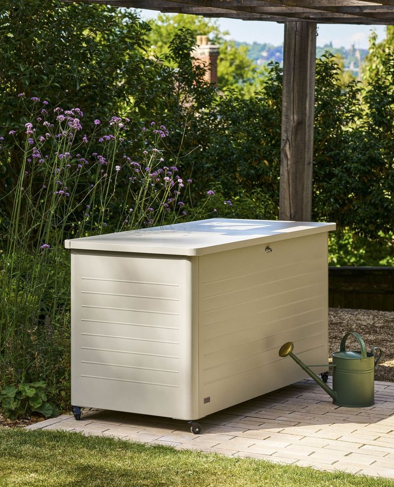 Solar-Lit Storage Benches