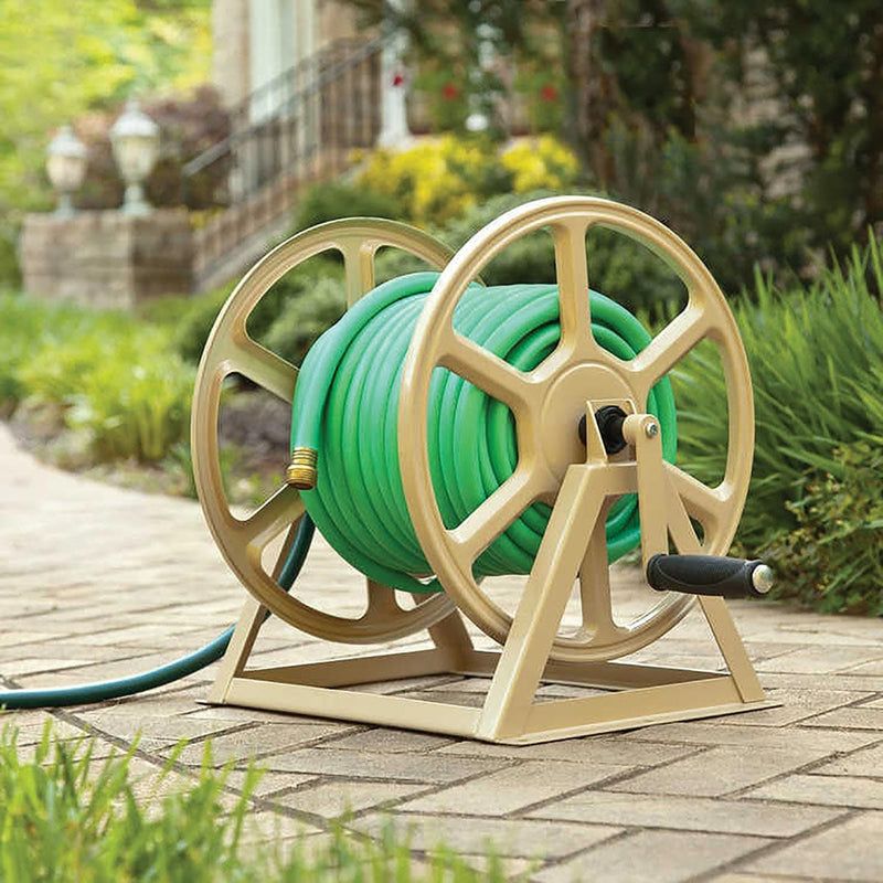 Store Garden Hoses And Irrigation Equipment