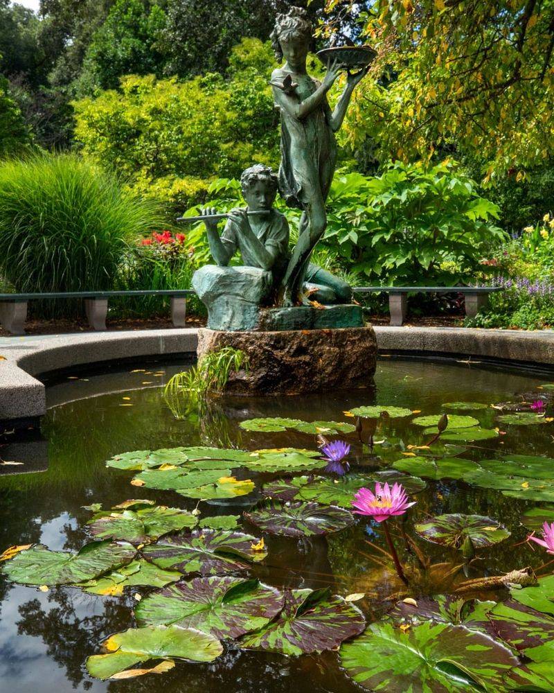 Guided Tours Reveal Hidden Stories