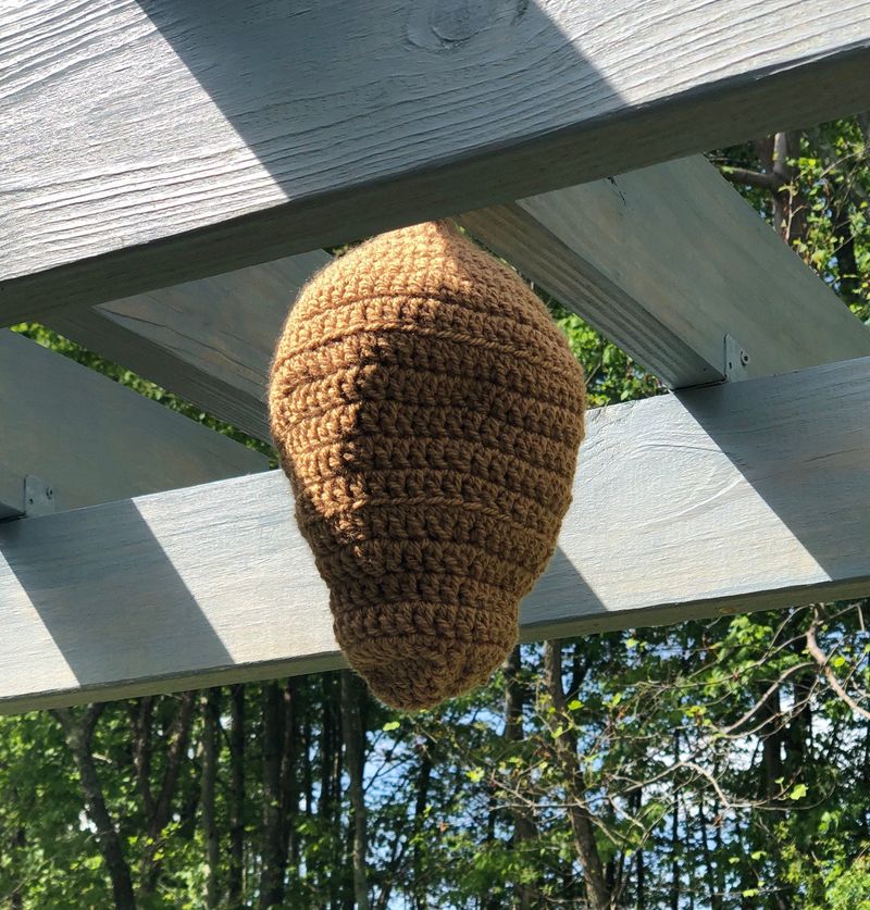 Create Decoy Nests To Fool Territorial Wasps