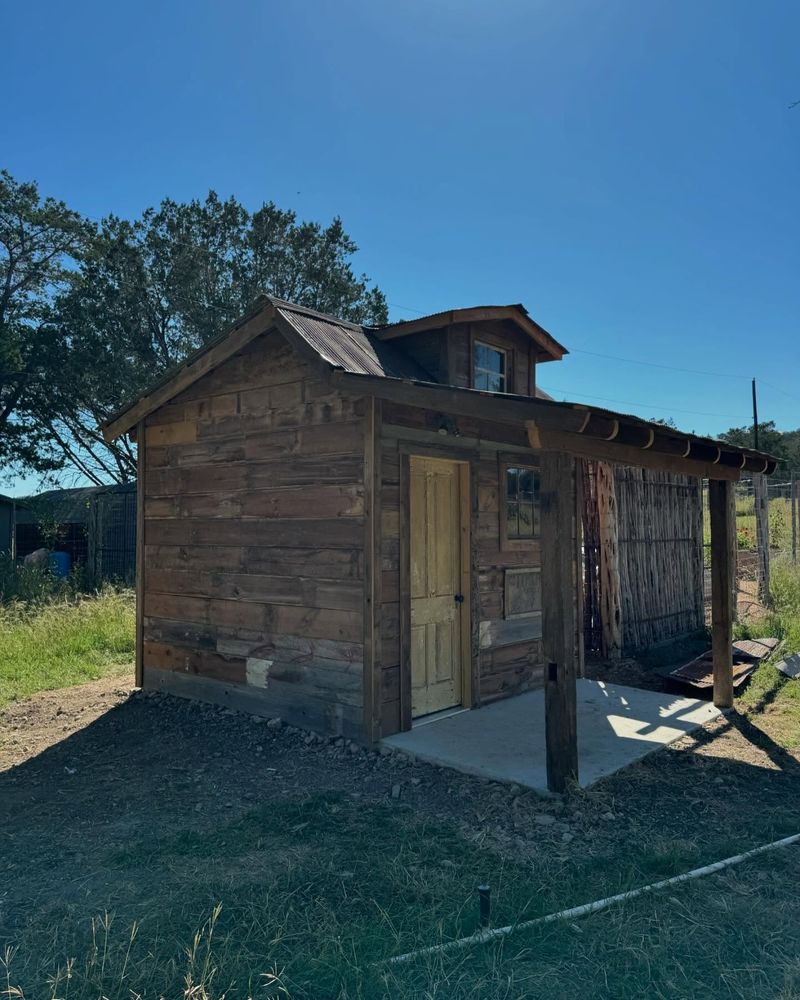 Vintage Gas Station Replica