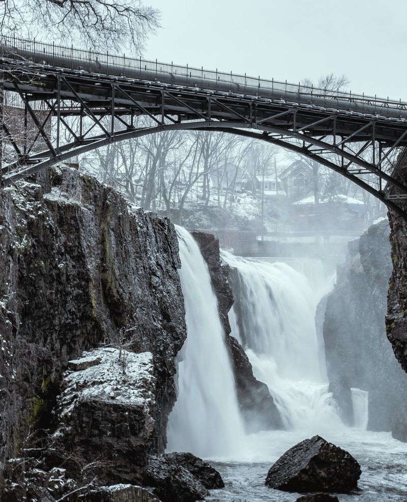 Unexpected Waterfalls At Paterson Great Falls
