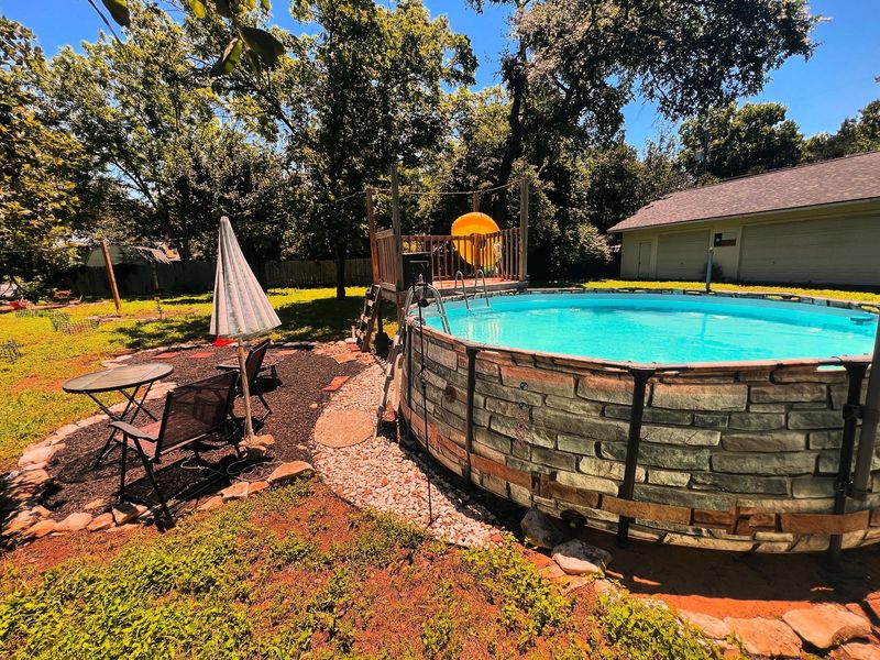 Above-Ground Swimming Pools