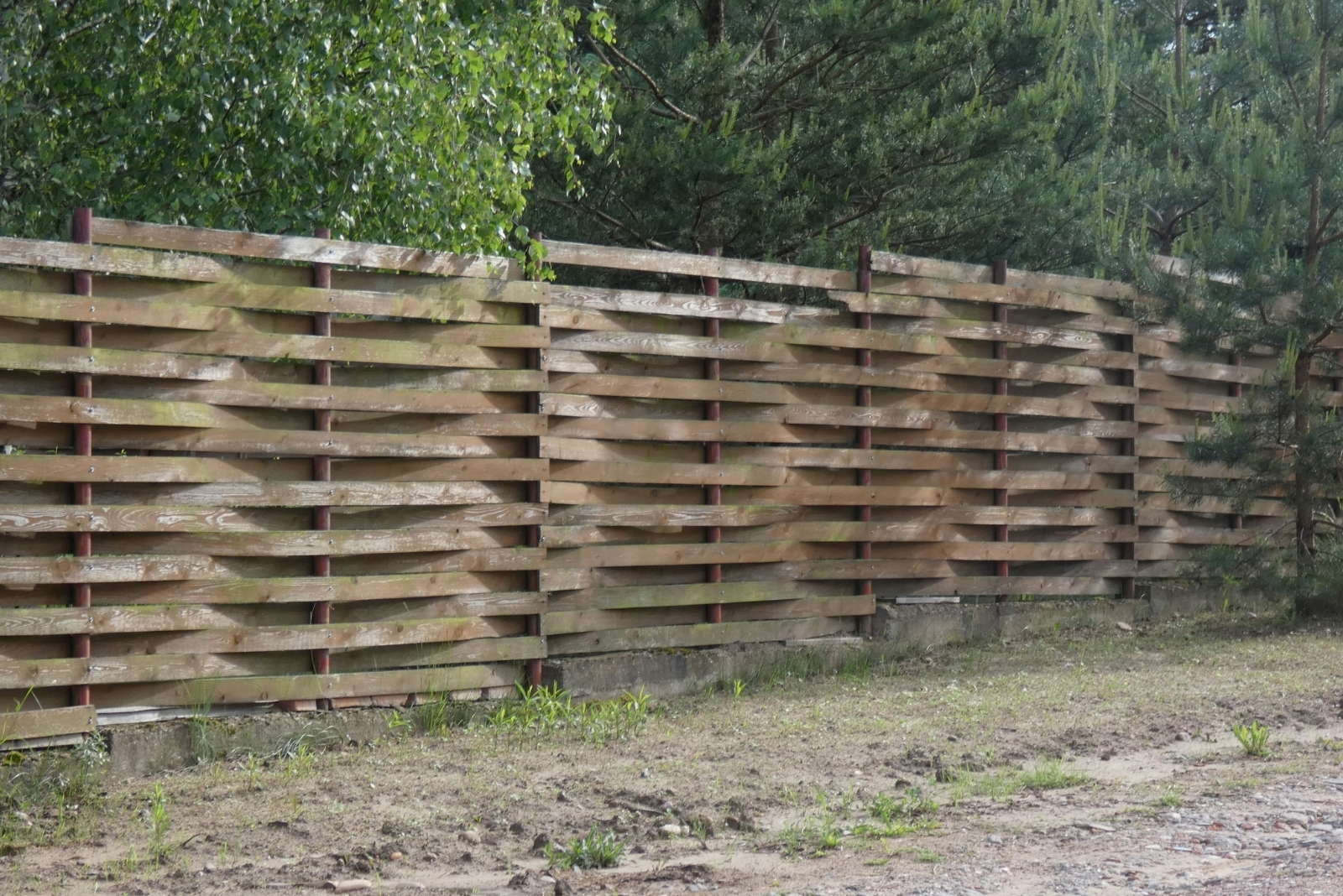 12 Yard Features Facing Possible Bans In Alaska Neighborhoods