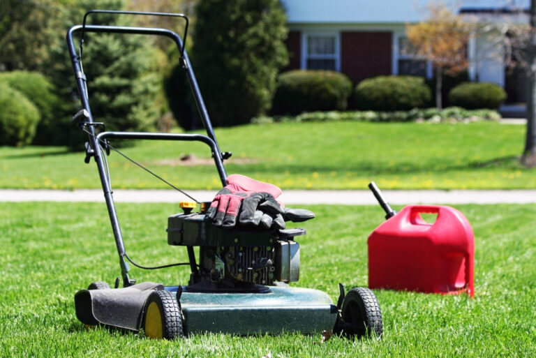 lawn mower (featured image)