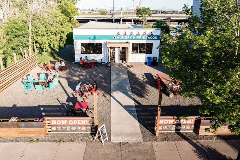 Cozy Garden Cafés And Warm Drinks